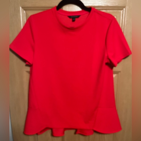 Banana Republic Red Short Sleeve Peplum Top - Picture 2 of 10